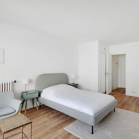 Bright Studio For 2 - Champs-Elysees Paris Eksteriør billede