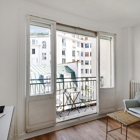 Bright Studio For 2 - Champs-Elysees Paris Eksteriør billede