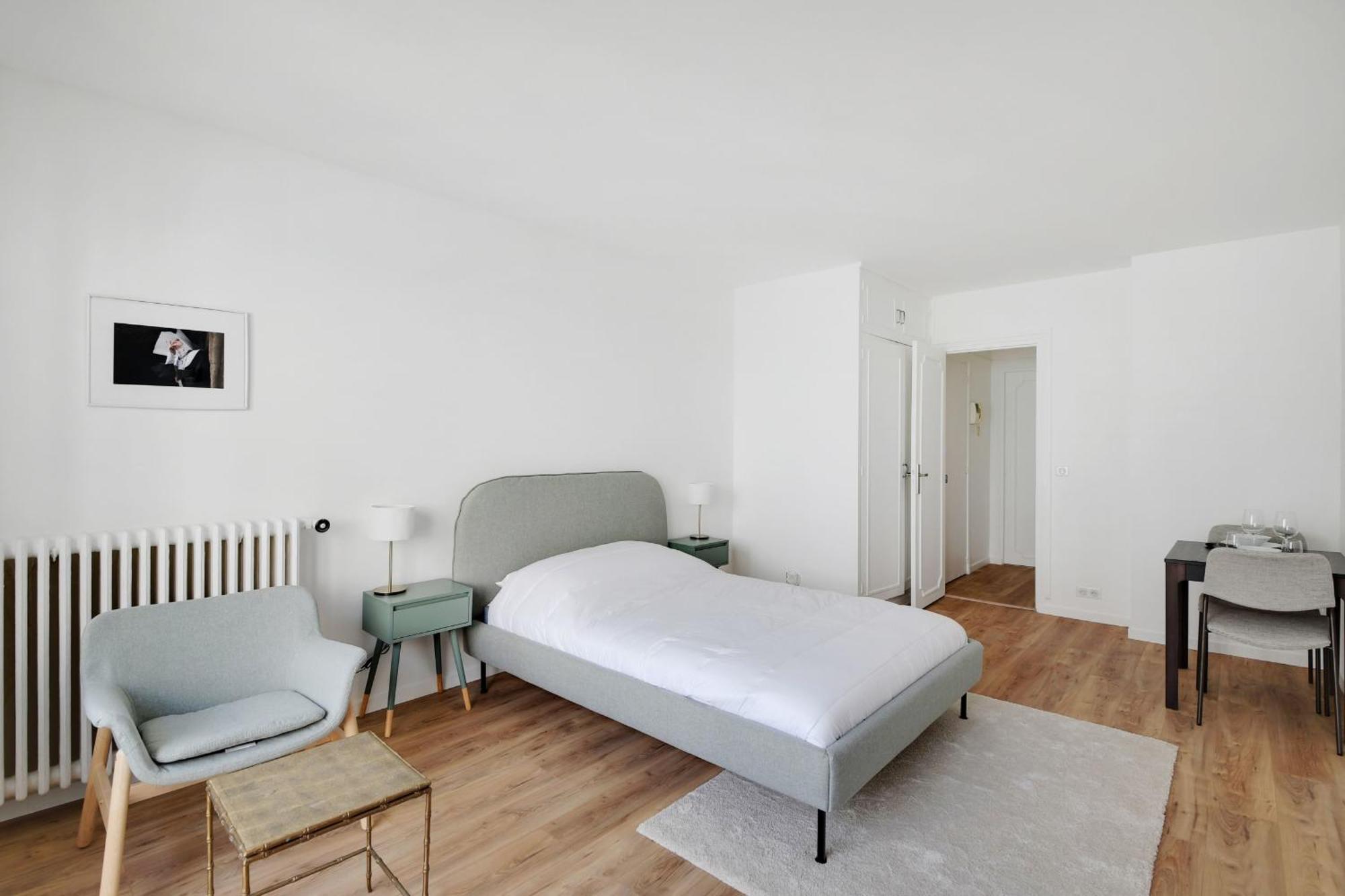 Bright Studio For 2 - Champs-Elysees Paris Eksteriør billede